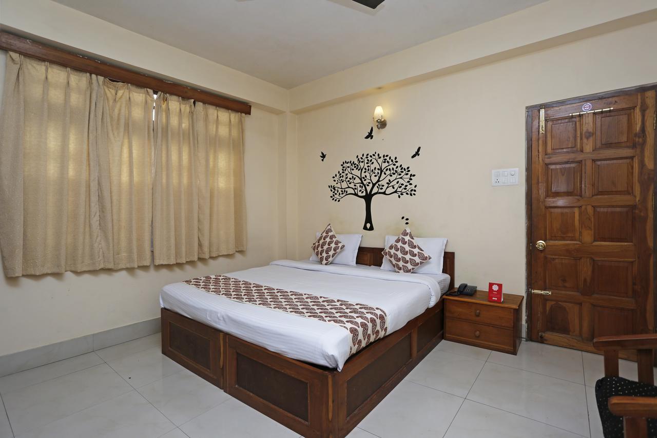 שילונג Oyo 2402 Hotel Highwinds מראה חיצוני תמונה