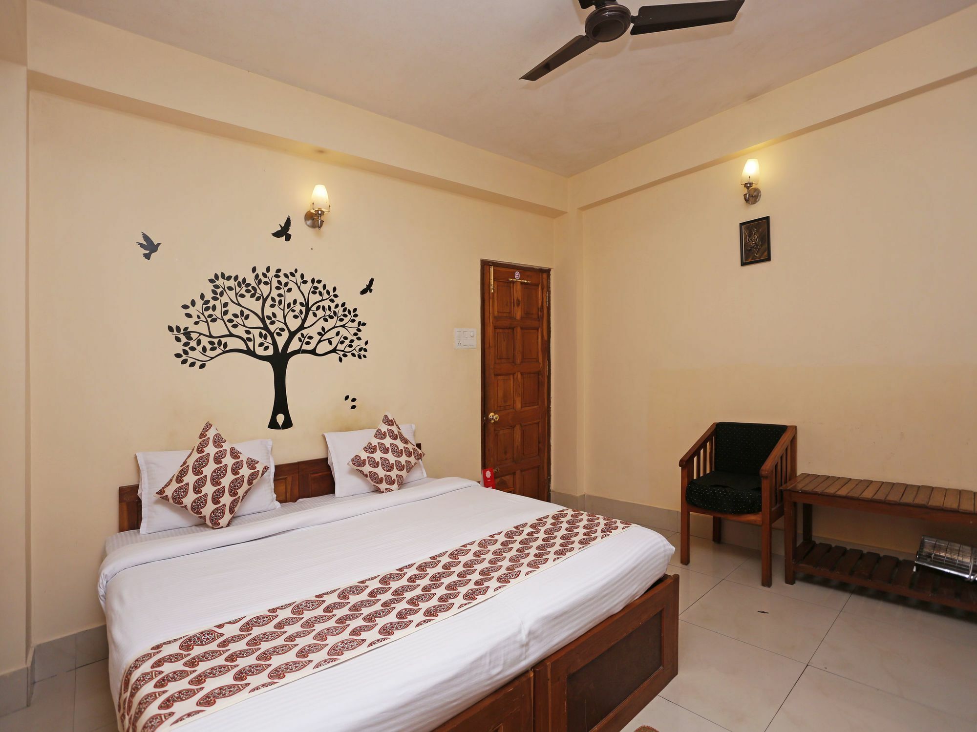 שילונג Oyo 2402 Hotel Highwinds מראה חיצוני תמונה